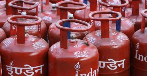 രാജ്യത്ത് പാചകവാതക വിതരണത്തിന് നിയന്ത്രണം: കേന്ദ്ര സർക്കാർ ‘എസ്മ’ ഏർപ്പെടുത്തി